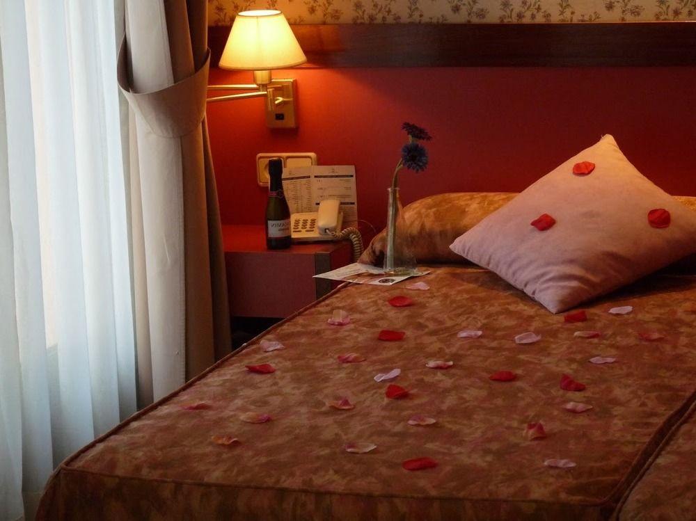 Hotel Jardin De Aranjuez Eksteriør bilde