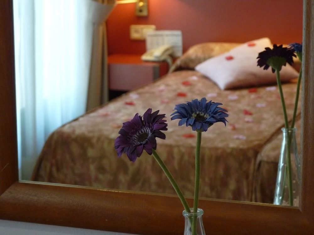 Hotel Jardin De Aranjuez Eksteriør bilde